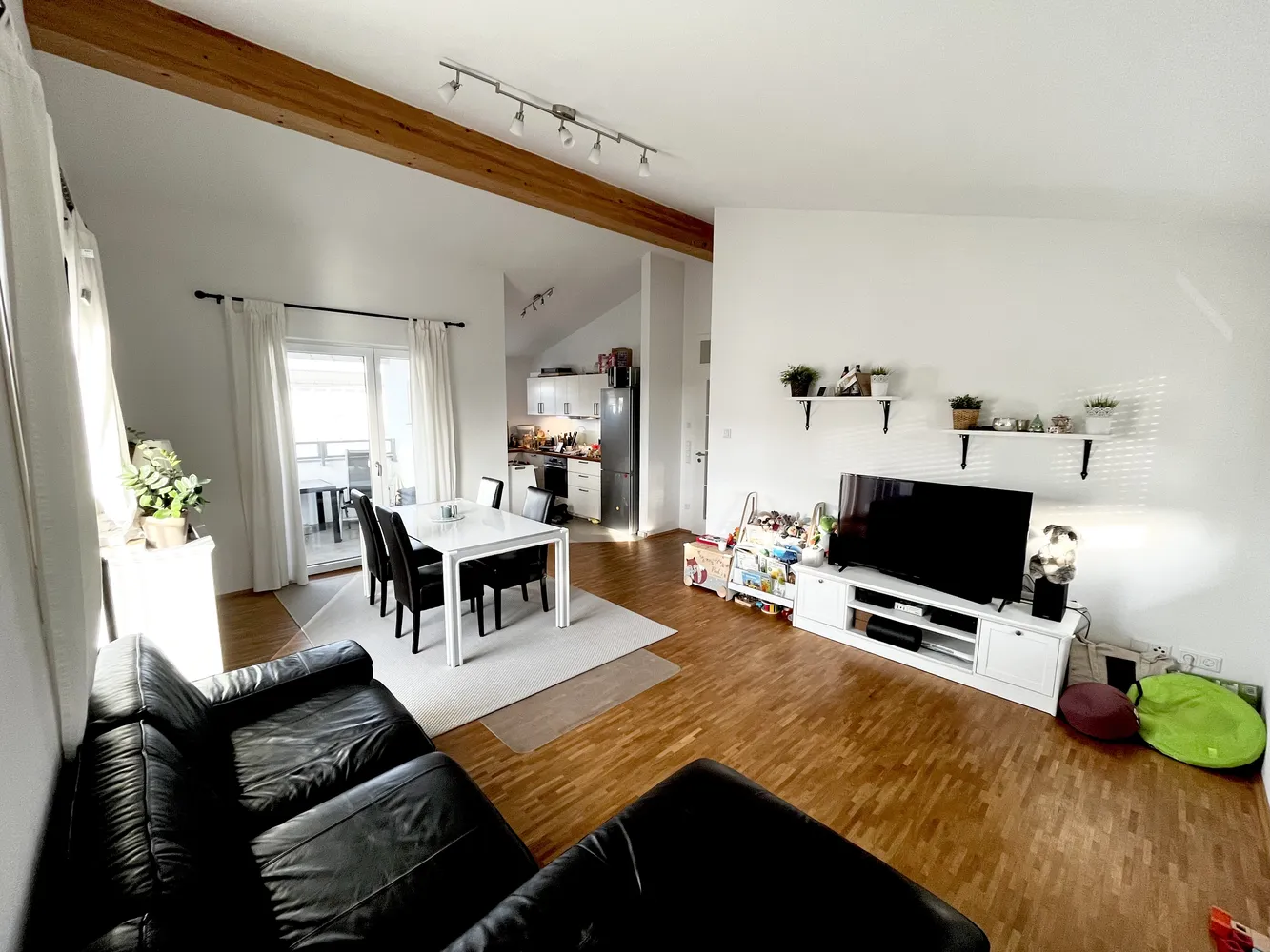 4 Zimmer Wohnung mit 96 m² in Rosenheim – Bild 2