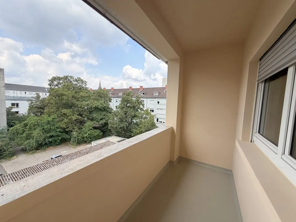 2 Zimmer Wohnung mit 55 m² in Ludwigshafen – Bild 2