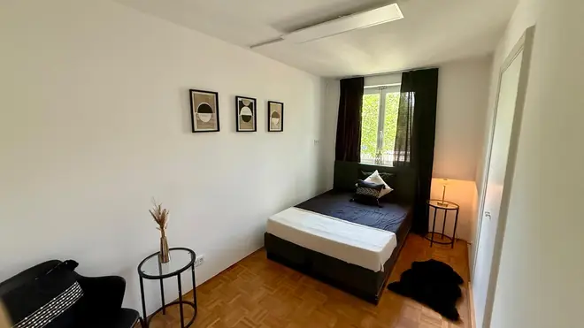 14 Zimmer Haus mit 268 m² in München – Bild 2