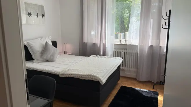 14 Zimmer Haus mit 268 m² in München – Bild 5