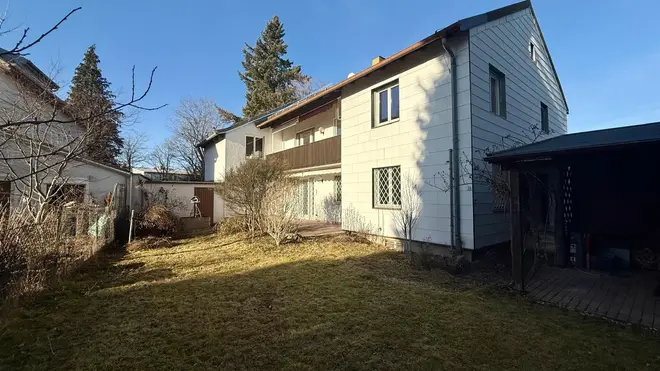 14 Zimmer Haus mit 268 m² in München – Bild 6