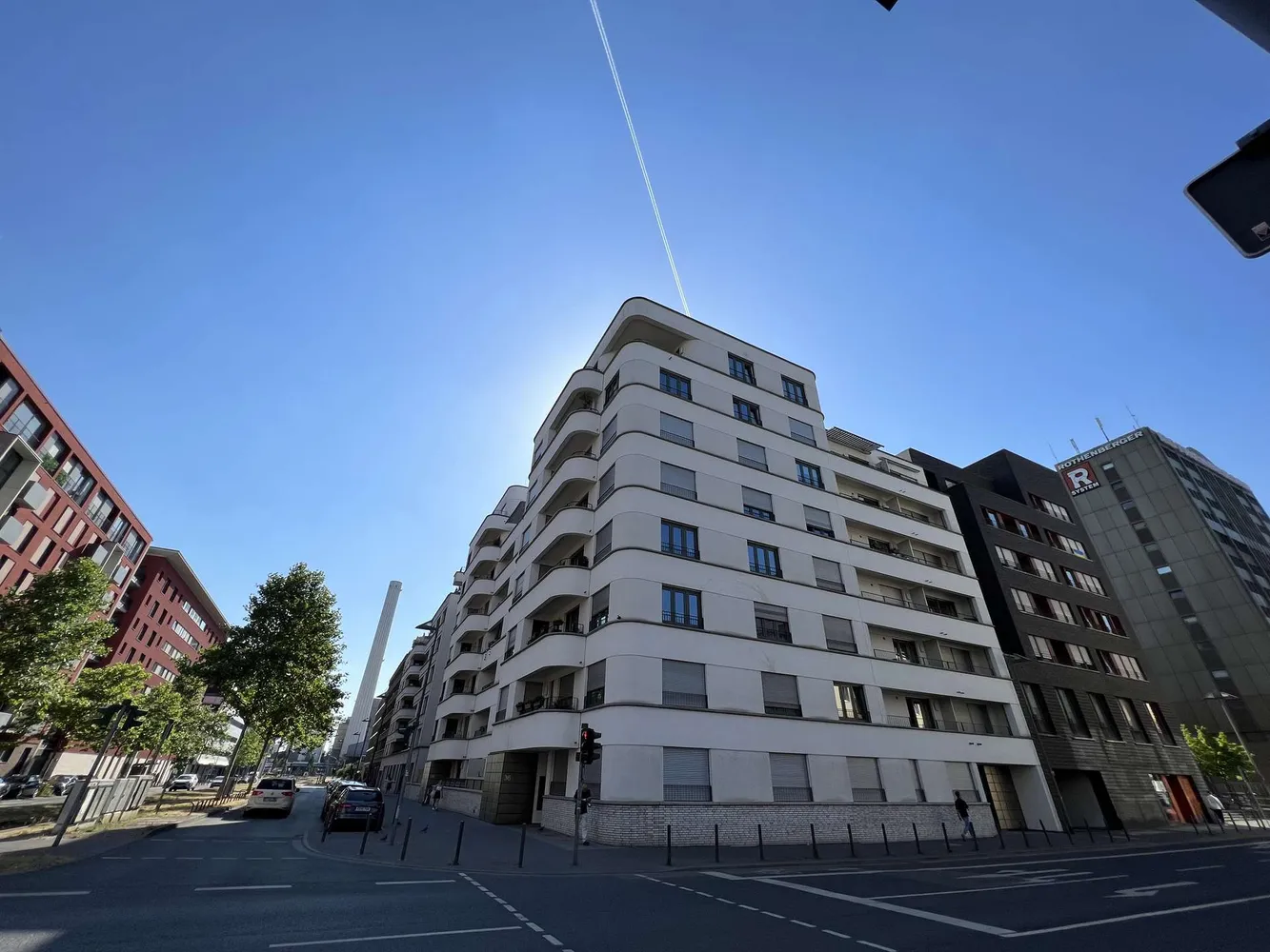 3 Zimmer Wohnung mit 101 m² in Frankfurt am Main – Bild 3