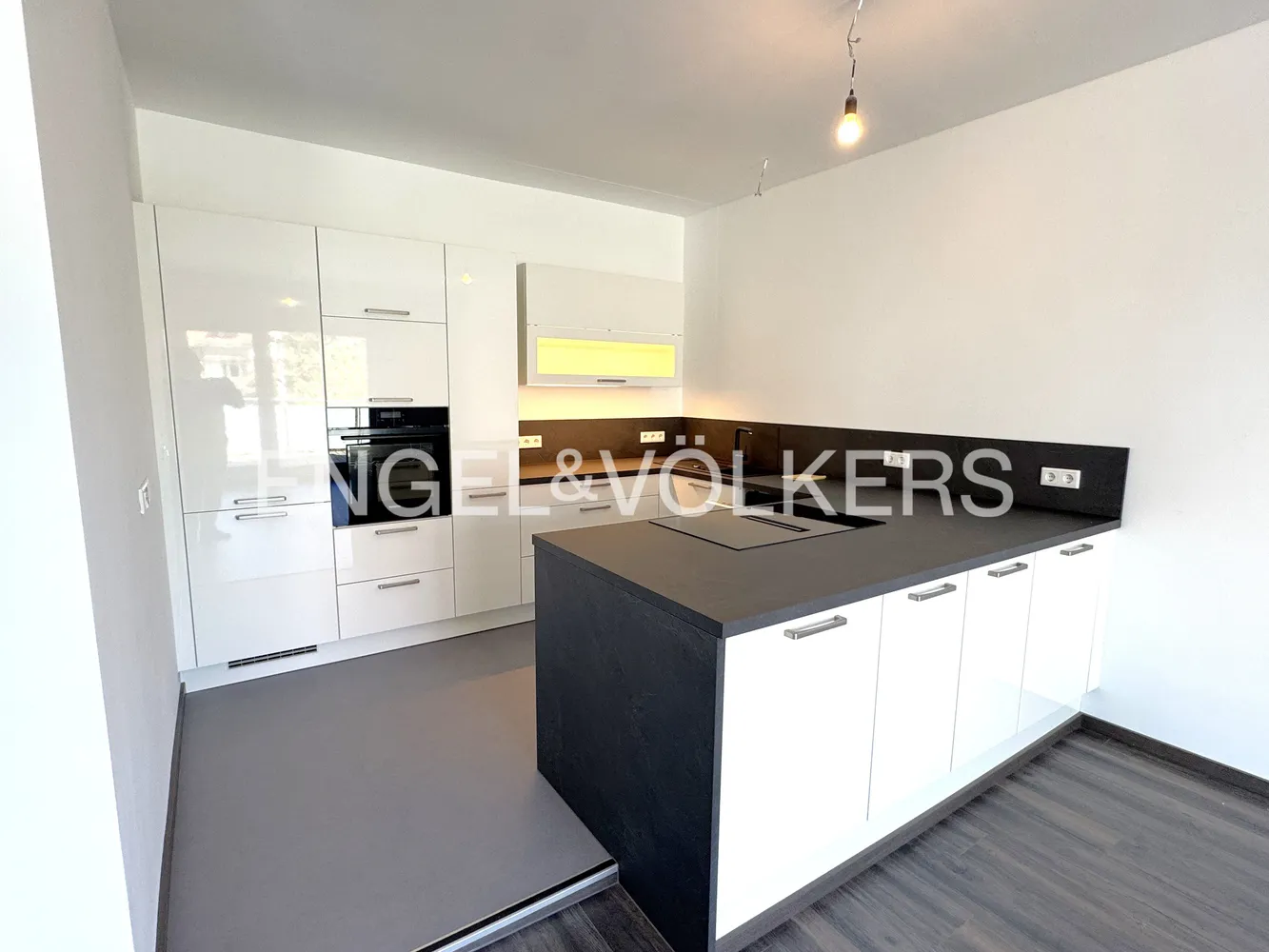 5 Zimmer Wohnung mit 185 m² in Remscheid – Bild 9