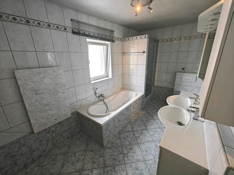 8 Zimmer Haus mit 220 m² in Kelheim – Bild 4