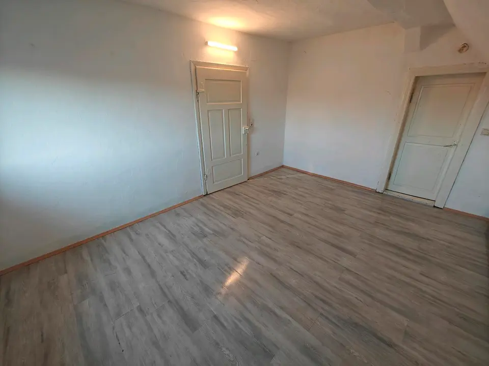 8 Zimmer Haus mit 220 m² in Kelheim – Bild 9