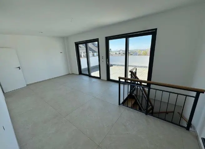 8 Zimmer Haus mit 213 m² in Wiesbaden – Bild 1