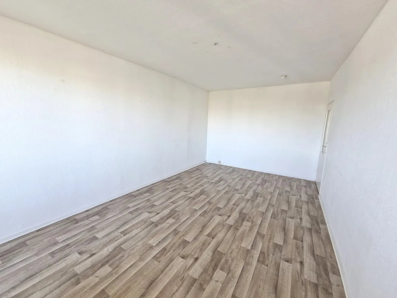 4 Zimmer Wohnung mit 73 m² in Neubrandenburg – Bild 3