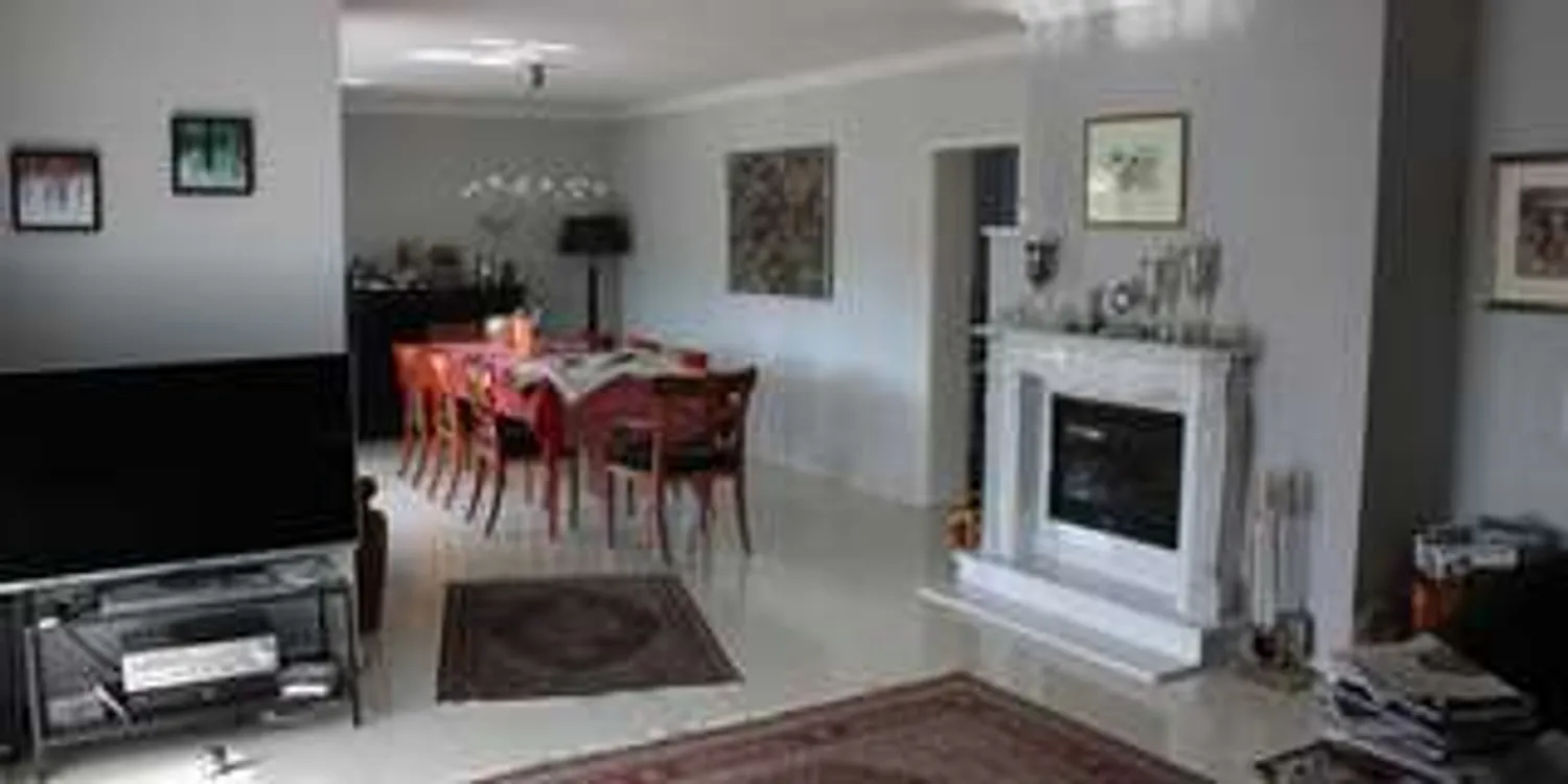 4 Zimmer Wohnung mit 137 m² in Frankfurt am Main – Bild 1