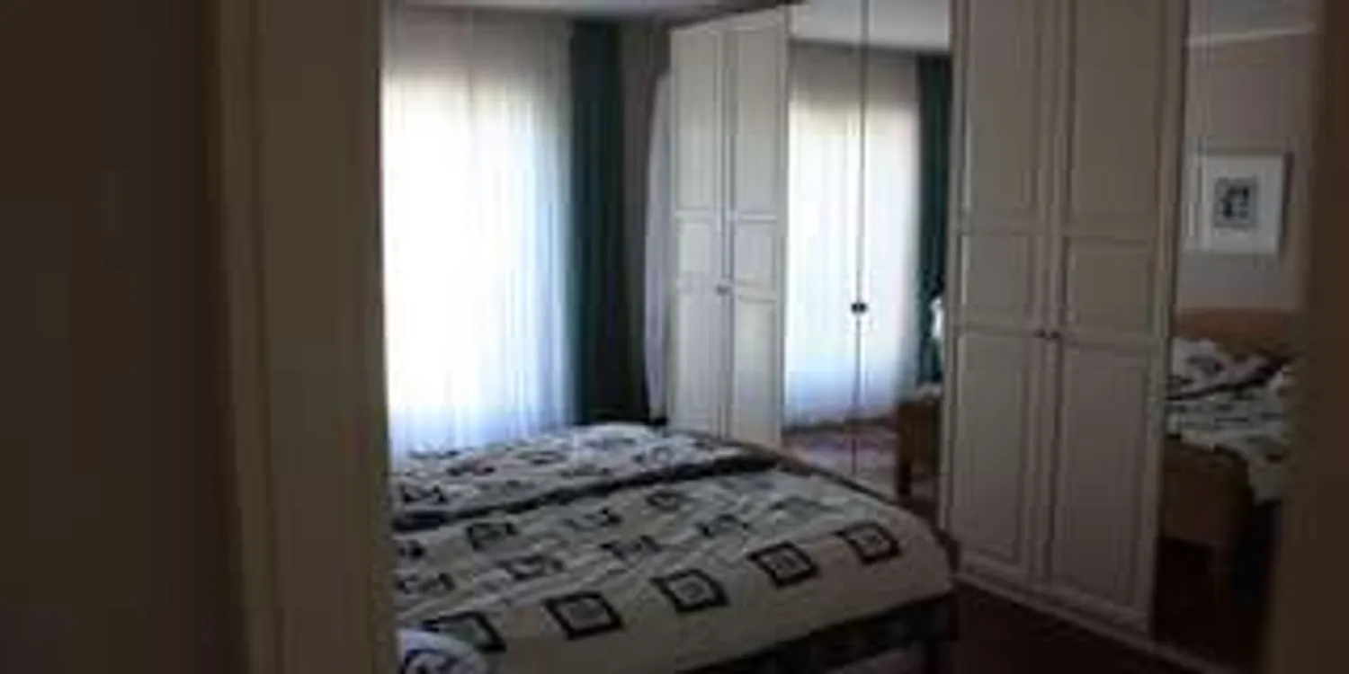 4 Zimmer Wohnung mit 137 m² in Frankfurt am Main – Bild 8