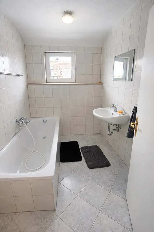 WG-Zimmer mit 220 m² in Ansbach – Bild 4