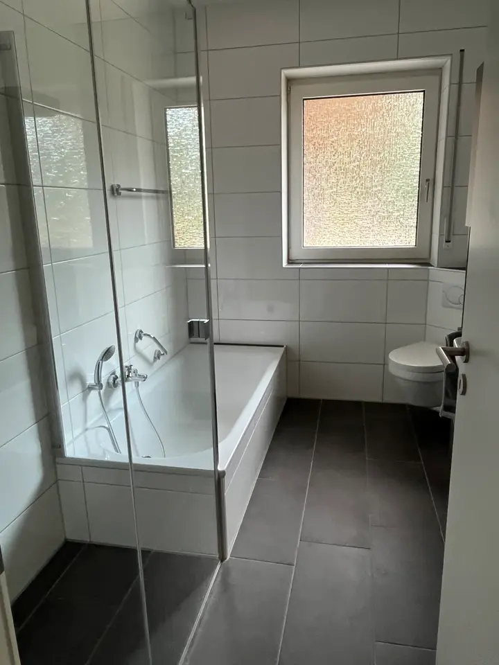 5 Zimmer Wohnung mit 130 m² in Wilhelmshaven – Bild 4