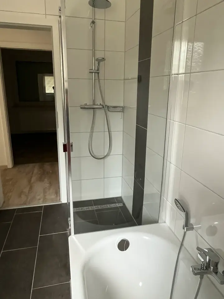 5 Zimmer Wohnung mit 130 m² in Wilhelmshaven – Bild 5
