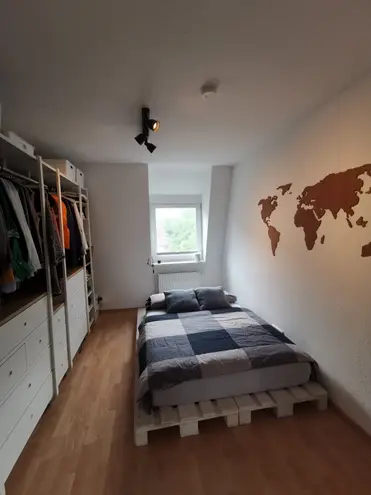 4 Zimmer Wohnung mit 100 m² in Karlsruhe – Bild 7