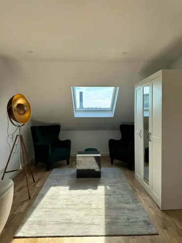 WG-Zimmer mit 30 m² in Düsseldorf – Bild 1