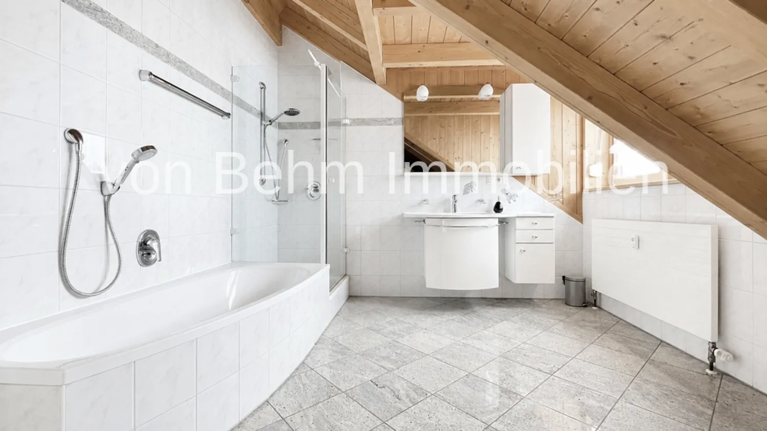 3 Zimmer Wohnung mit 120 m² in Ingolstadt – Bild 12