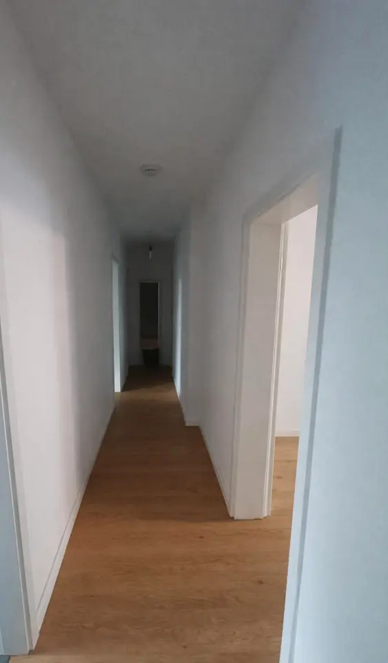 4 Zimmer Wohnung mit 105 m² in Plauen – Bild 8