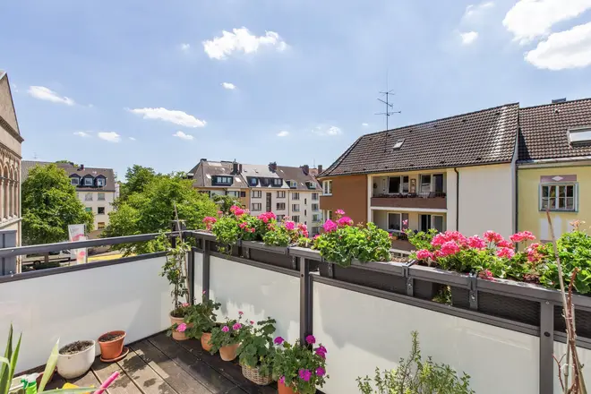 3 Zimmer Wohnung mit 122 m² in Düsseldorf – Bild 3
