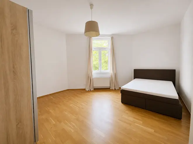 5 Zimmer Wohnung mit 150 m² in Frankfurt am Main – Bild 3