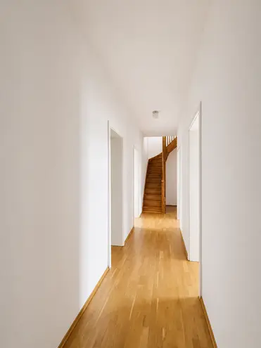 5 Zimmer Wohnung mit 150 m² in Frankfurt am Main – Bild 8