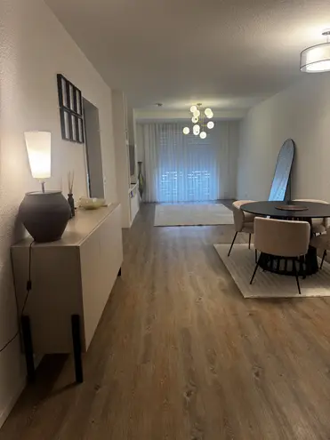 2 Zimmer Wohnung mit 68 m² in Düsseldorf – Bild 2