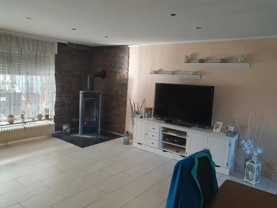 4 Zimmer Haus mit 131 m² in Elsdorf – Bild 2
