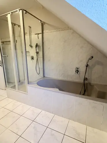 3 Zimmer Wohnung mit 100 m² in Wiesbaden – Bild 10