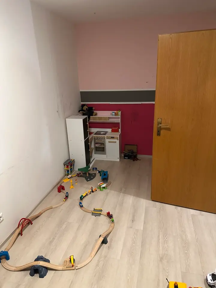 6 Zimmer Wohnung mit 140 m² in Aalen – Bild 9