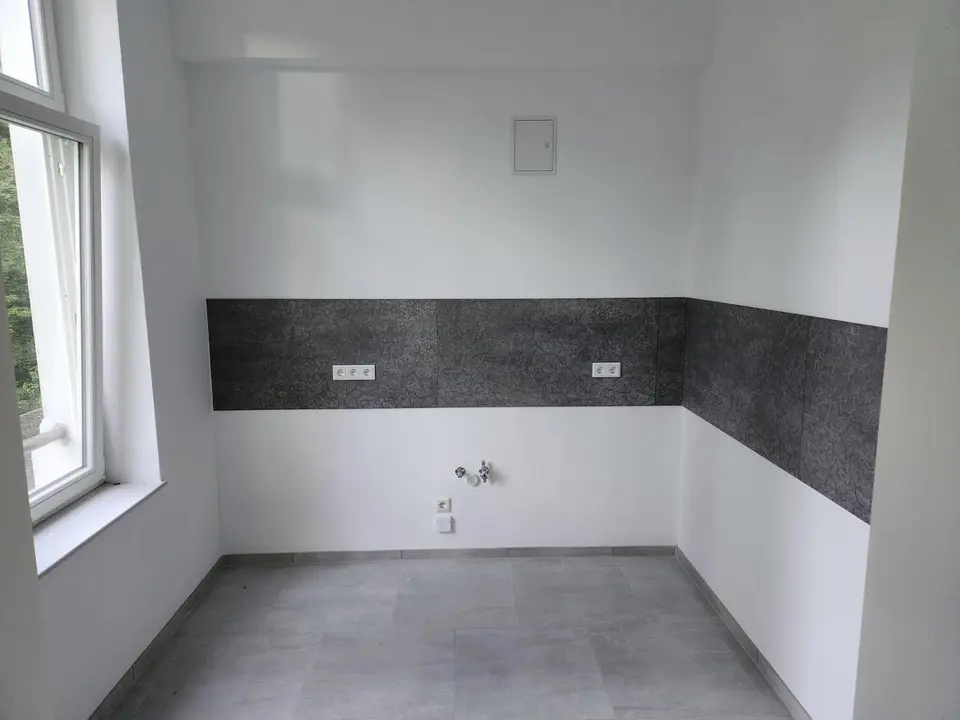 5 Zimmer Wohnung mit 175 m² in Gera – Bild 1
