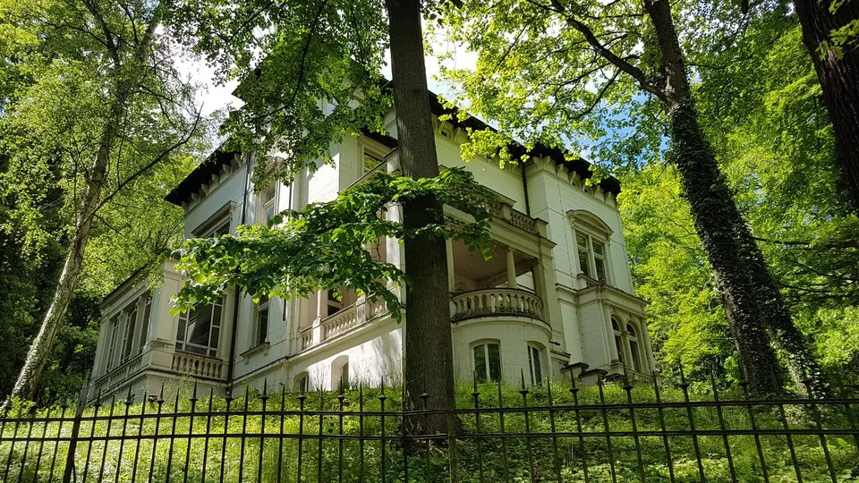 5 Zimmer Wohnung mit 175 m² in Gera – Bild 4