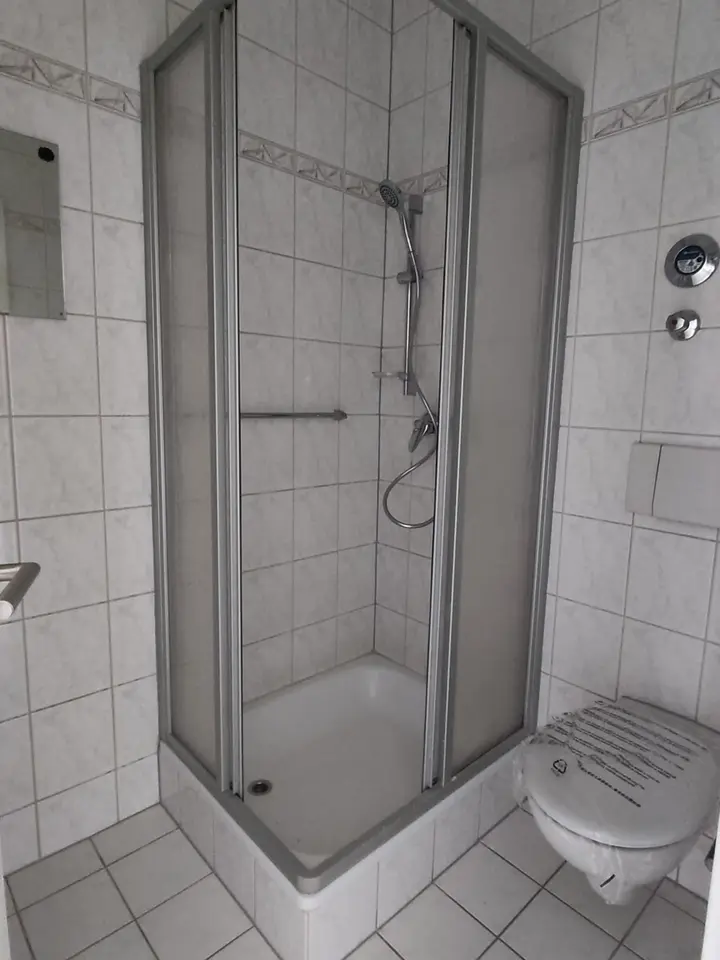 2 Zimmer Wohnung mit 32 m² in Plauen – Bild 6