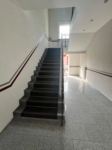 4 Zimmer Wohnung mit 140 m² in Berlin – Bild 2