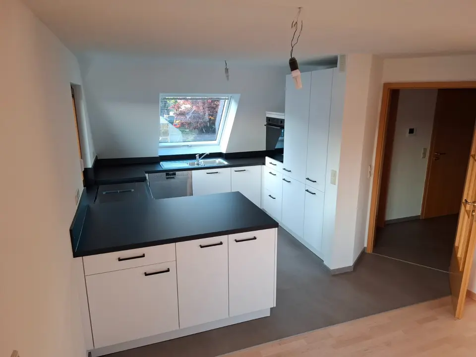 5 Zimmer Wohnung mit 122 m² in Aalen – Bild 2