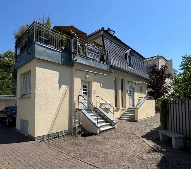 7 Zimmer Haus mit 215 m² in Mörfelden-Walldorf – Bild 4