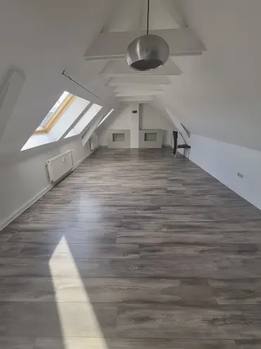 4 Zimmer Wohnung mit 78 m² in Krefeld – Bild 3