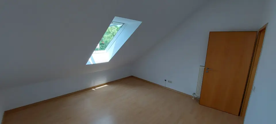 7 Zimmer Wohnung mit 103 m² in Kelheim – Bild 8