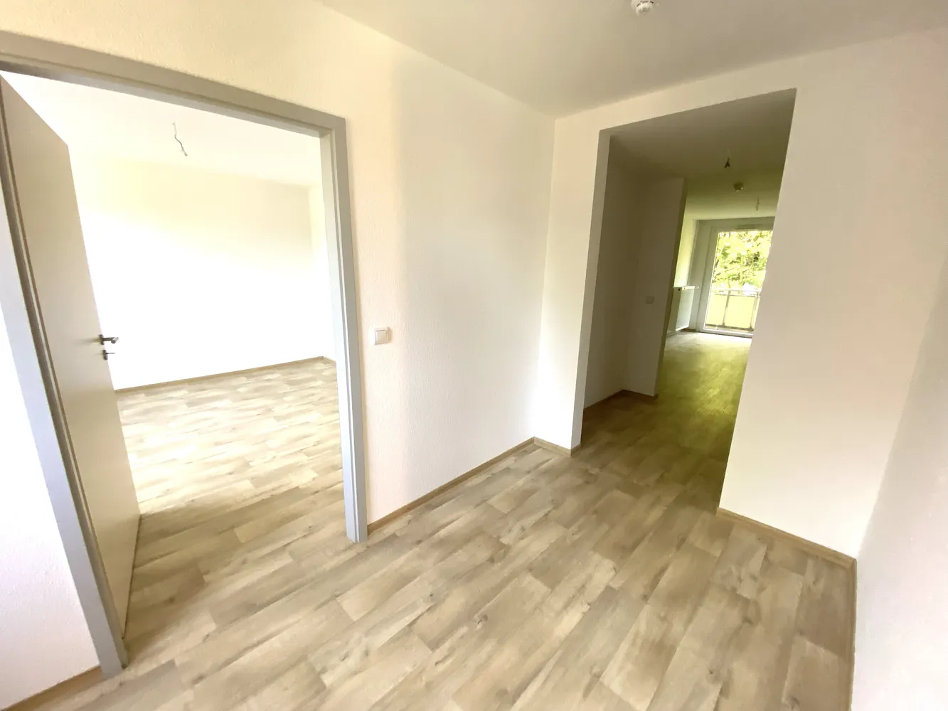 3 Zimmer Wohnung mit 72 m² in Frankfurt (Oder) – Bild 2