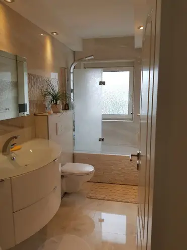 3 Zimmer Wohnung mit 70 m² in Neuss – Bild 2