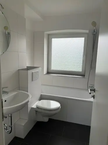 2 Zimmer Wohnung mit 52 m² in Lübeck – Bild 5