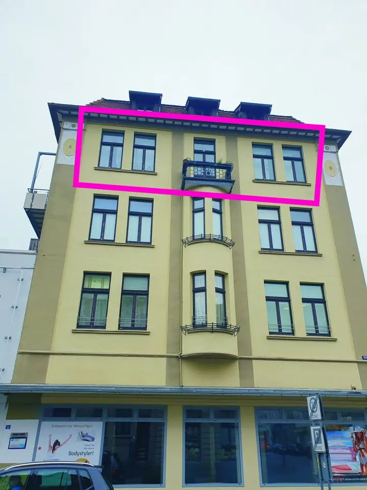 4 Zimmer Wohnung mit 112 m² in Detmold – Bild 2