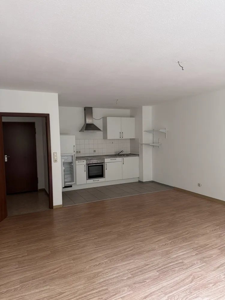 2 Zimmer Wohnung mit 60 m² in Würzburg – Bild 3
