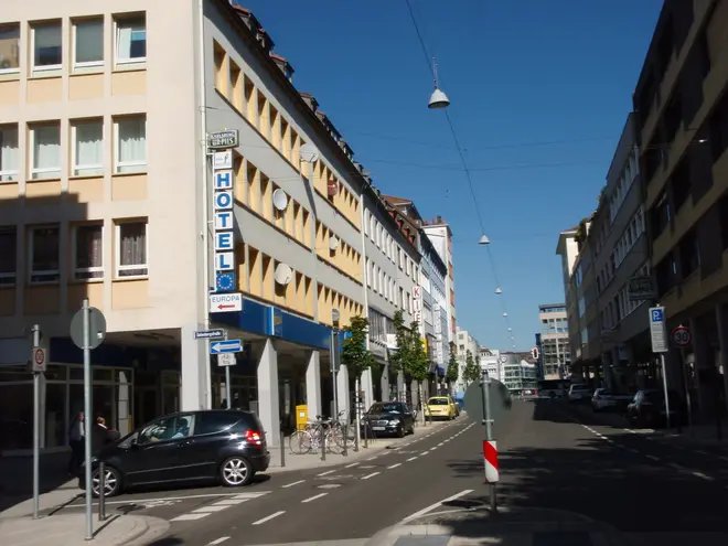 3 Zimmer Wohnung mit 122 m² in Saarbrücken – Bild 1