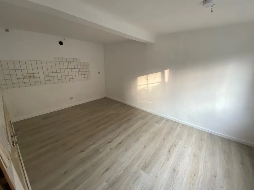 3 Zimmer Haus mit 100 m² in Würzburg – Bild 3