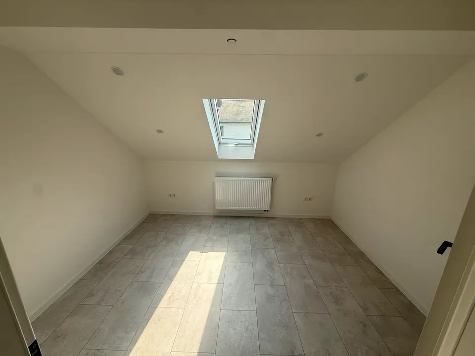 4 Zimmer Wohnung mit 90 m² in Ansbach – Bild 2