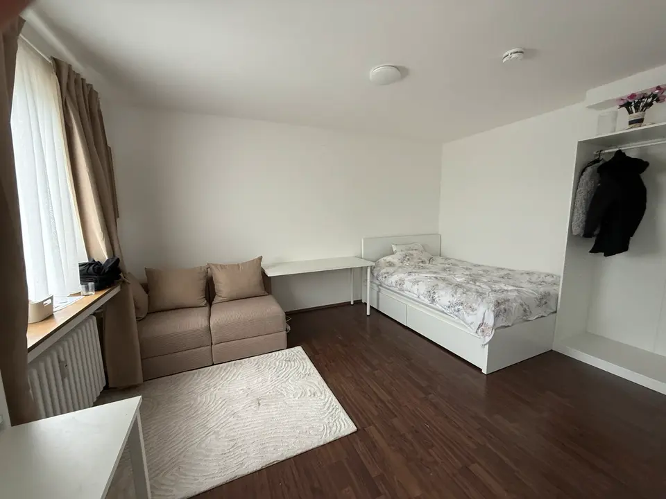 Studio mit 30 m² in Köln – Bild 1