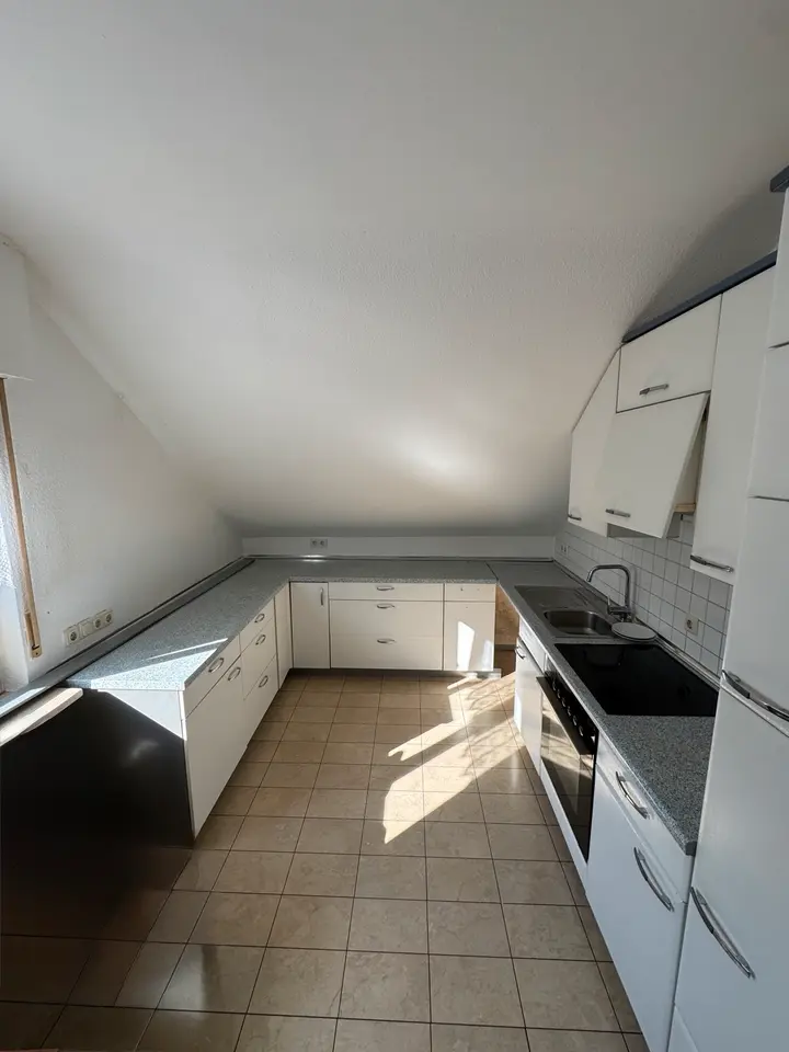 4 Zimmer Wohnung mit 90 m² in Offenbach – Bild 4