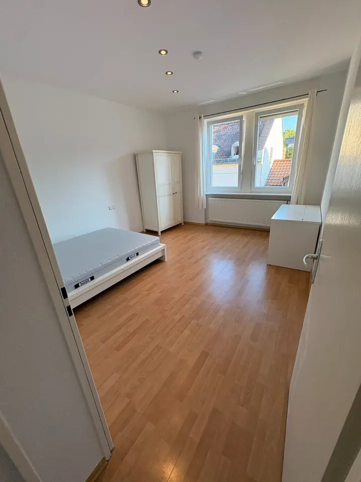 WG-Zimmer mit 65 m² in Wiesbaden – Bild 1