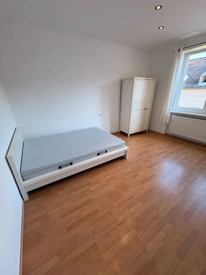 WG-Zimmer mit 65 m² in Wiesbaden – Bild 3