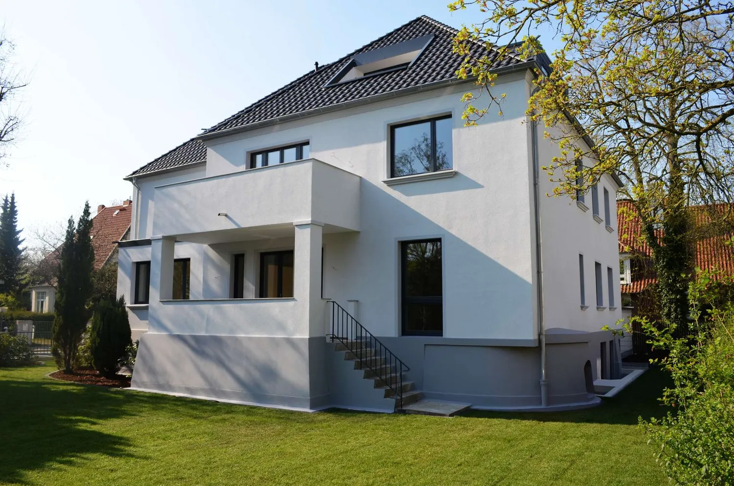 2 Zimmer Wohnung mit 120 m² in Hannover – Bild 1