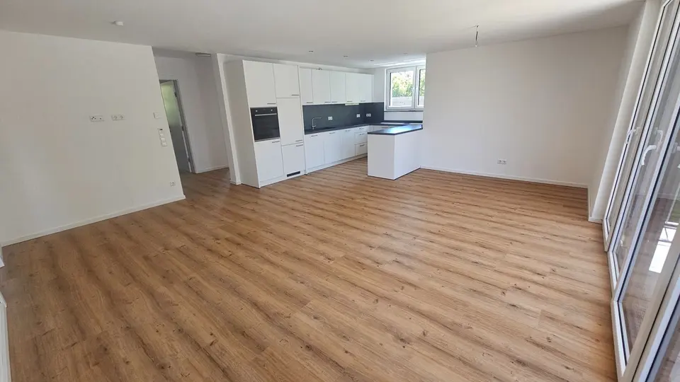 WG-Zimmer mit 87 m² in Stuttgart – Bild 1