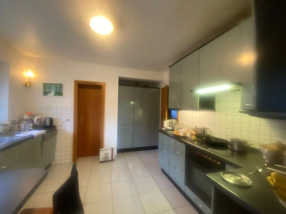 6 Zimmer Haus mit 350 m² in Neuss – Bild 10